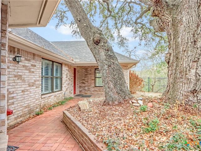 738 Cedar Pkwy, Seguin, TX 78155 | MLS #605717