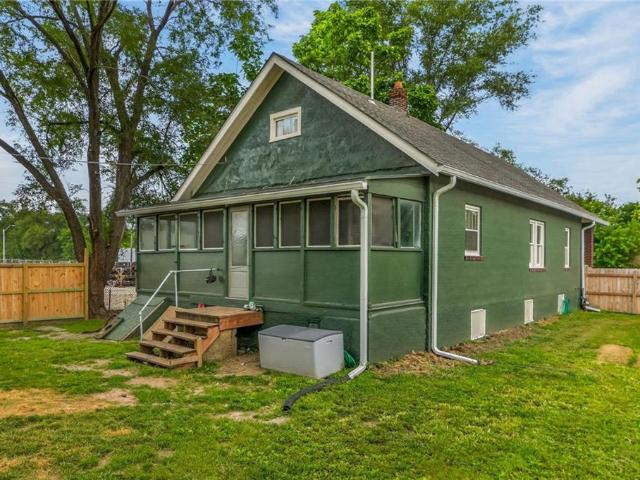 738 N Garland Avenue