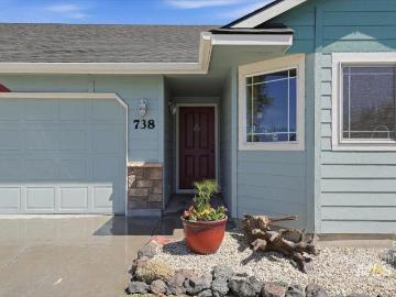 738 W Mariah Ave