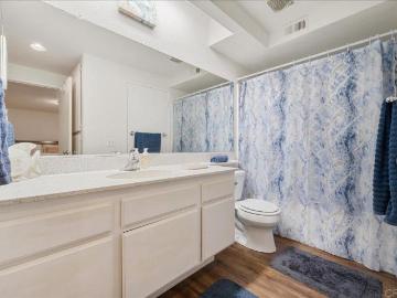 7394 Altiva Pl, Carlsbad, CA 92009 | MLS #NDP2603