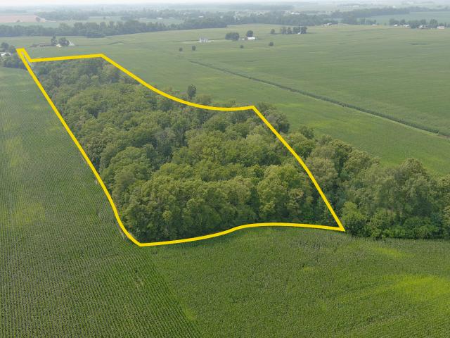 7390 N 325 W