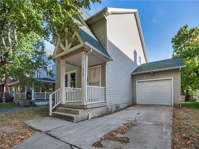 739 E 92nd Street