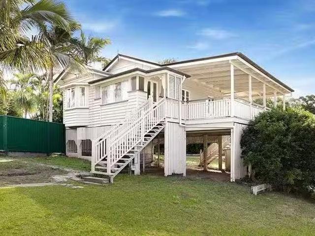 739 South Pine Road, Everton Park, QLD 4053