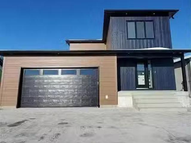 77 Wild Plum Lane, Steinbach, MB, R5G 1M5 house for sale Li.