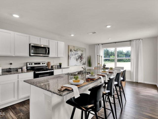 77 Wisteria Drive