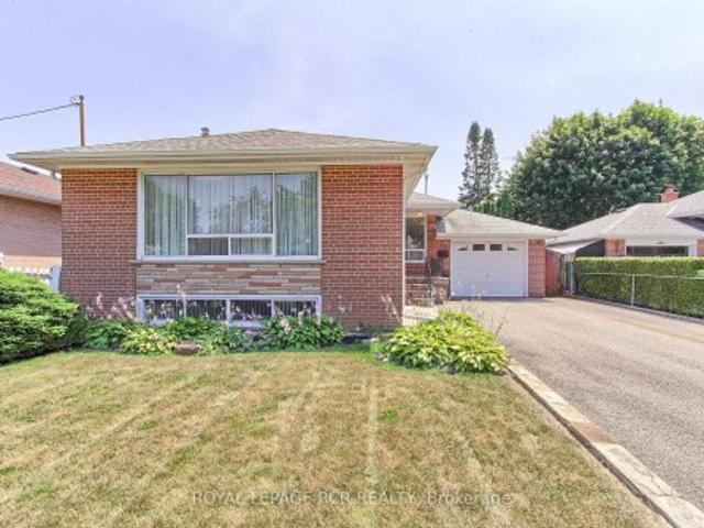 77 Alhart Drive, Toronto, ON, M9V 2N1 house for sale | Listing ID W13628 | Royal LePage