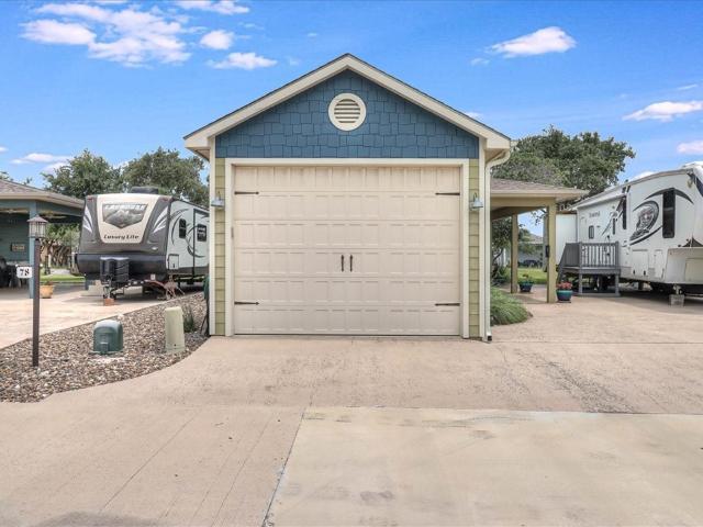 77 Augusta Cir, Aransas Pass, TX 78336 | MLS #444537