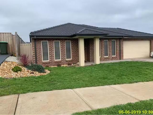 77 Bexley Boulevard, Drouin, VIC 3818