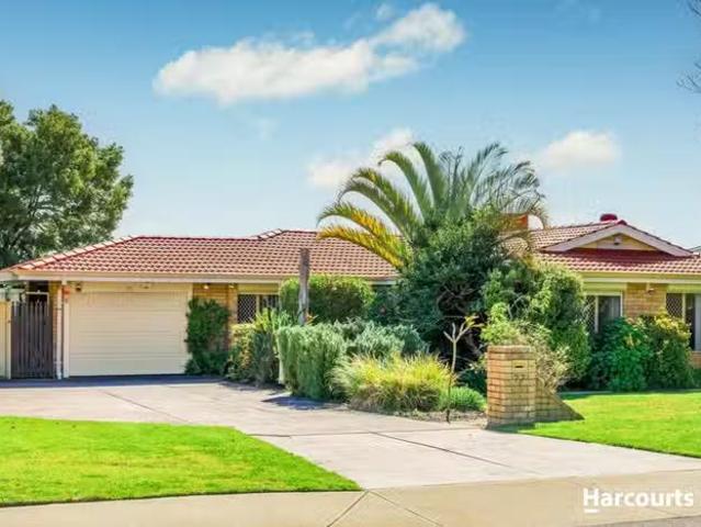 77 Brown Crescent, SEVILLE GROVE, WA 6112 House for Rent