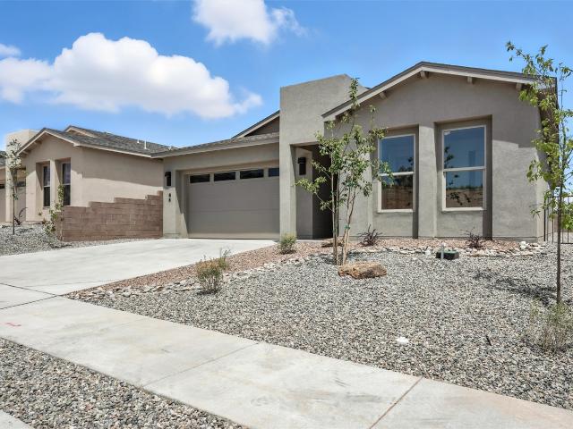 77 Cadena Loop