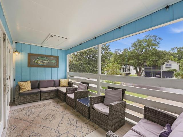 77 Channel Bluff Ave
