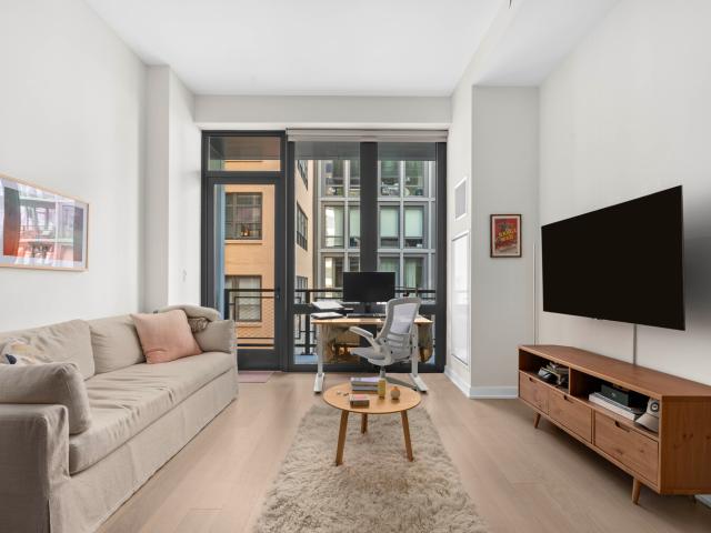 77 Charlton Street, New York, NY