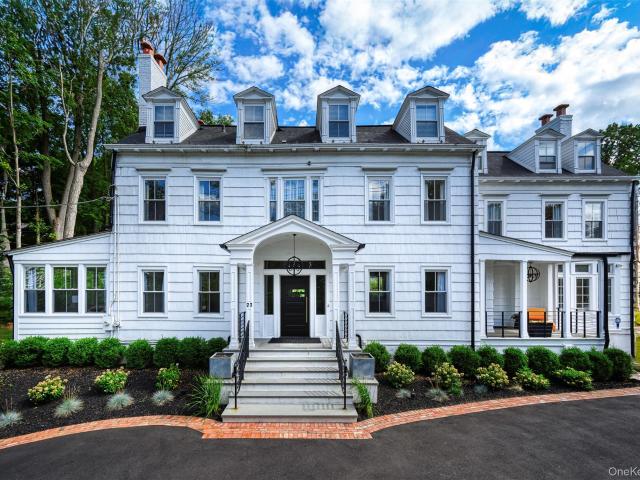77 Cove Road