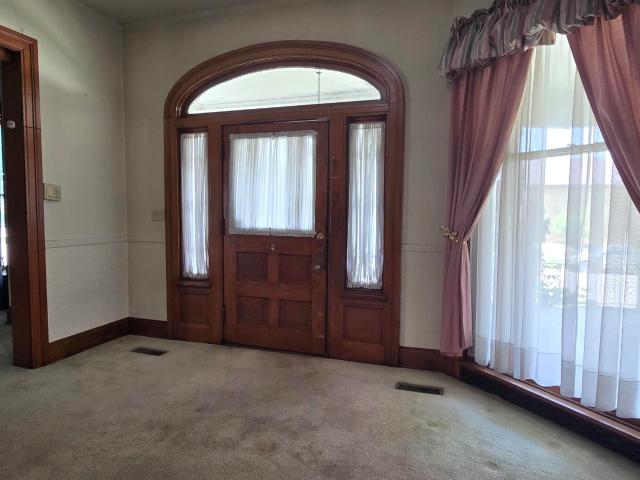 77 E 3rd Street