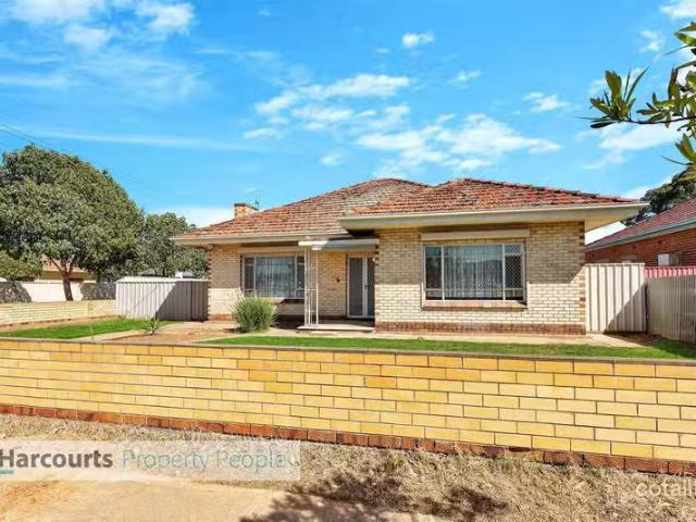 77 Hookings Terrace, WOODVILLE GARDENS, SA 5012 House for Rent
