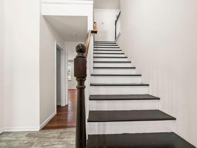 77 Hunters Green