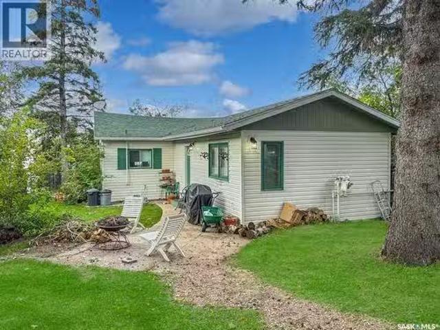 77 Lakeview Avenue, Meota Rm No.468, SK, S0M 1X0 house for s.