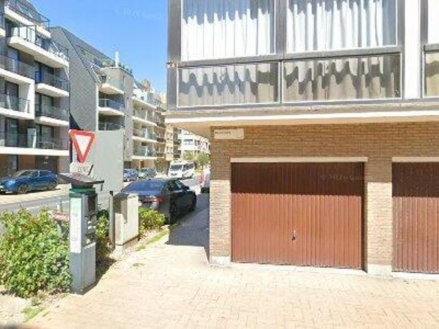 77 m2 apartment for rent in Middelkerke
