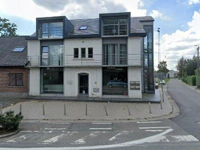 77 m2 apartment for rent in Namen