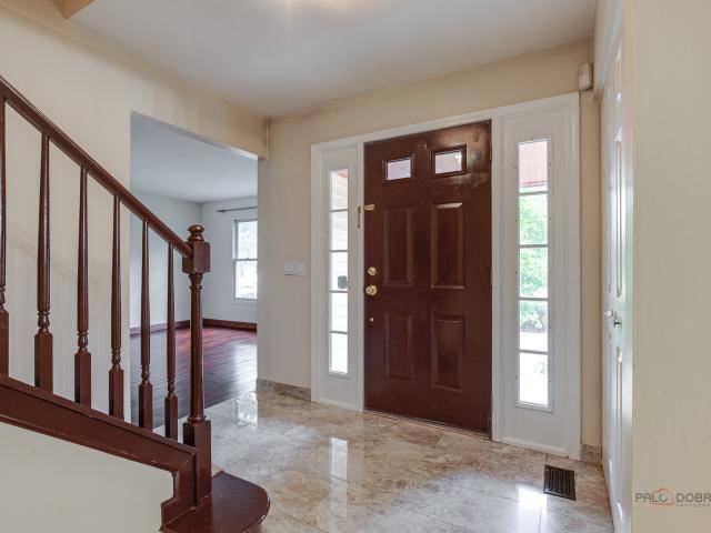 77 Montclair Road