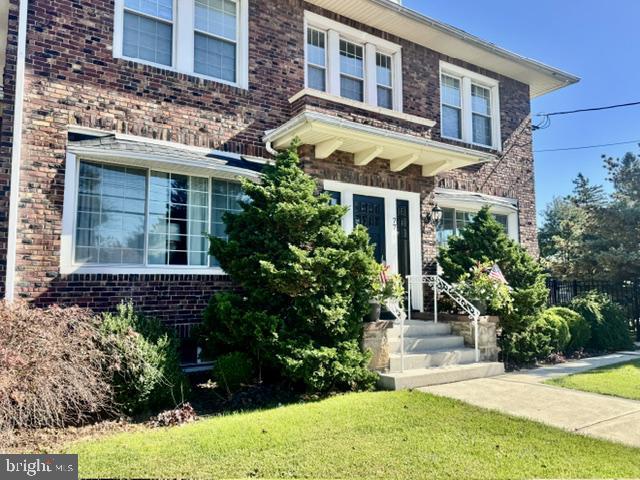 77 N Center Street