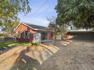 77 North Valley Road, Highton
