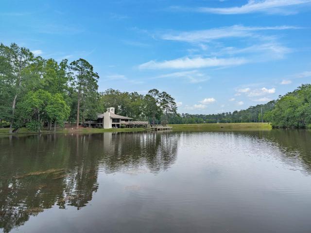 77 Ridge Lake Drive