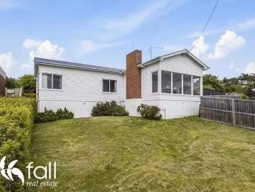 77 Roslyn Avenue, Kingston Beach, TAS 7050