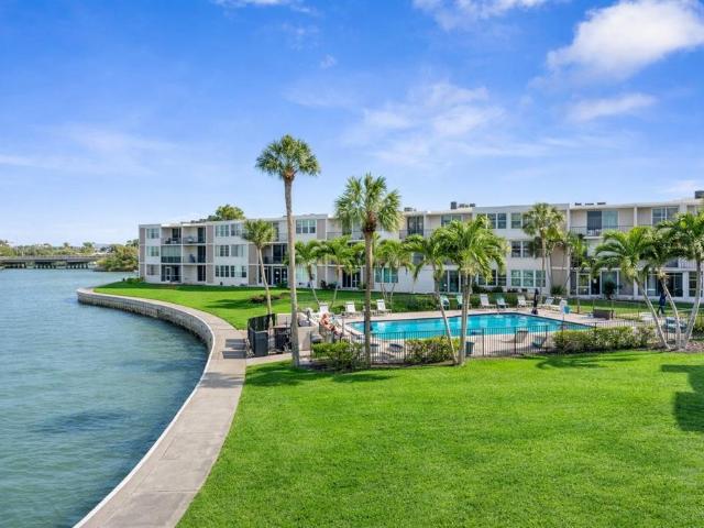 7405 Bay Island Dr S, Unit 121, South Pasadena, FL 33707 | MLS #TB8486