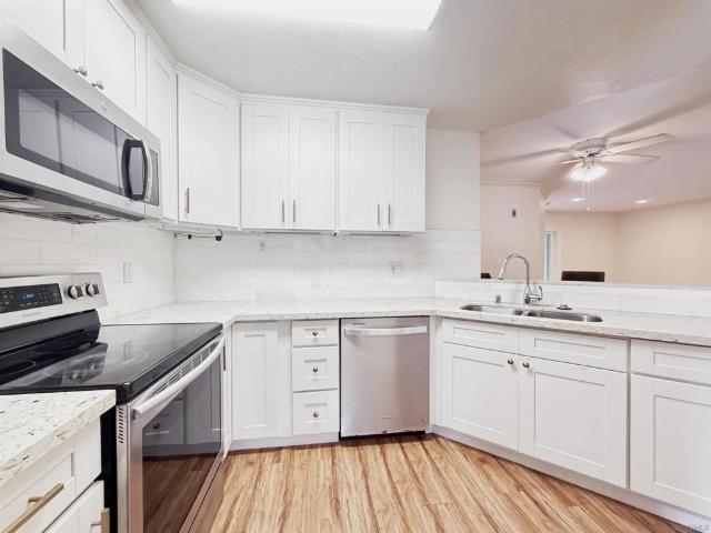 7405 Charmant Dr 2013