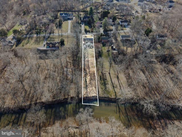 7409 Lake Dr, Manassas, VA 20111 | MLS #VAPW2122