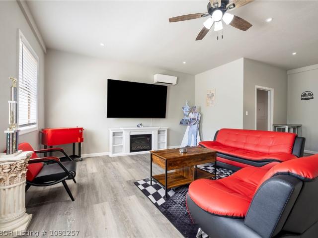 7409 Terry Street 7409 & 7411