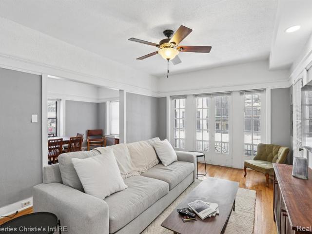 7409 2nd Avenue # 8