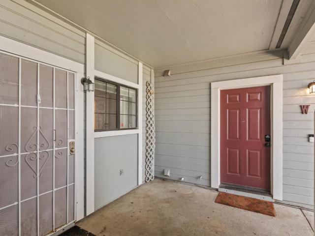 7401 Auburn Oaks Ct, Unit W, Citrus Heights, CA 95621 | MLS #225153