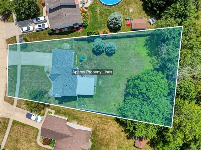 7402 Fayette Boulevard