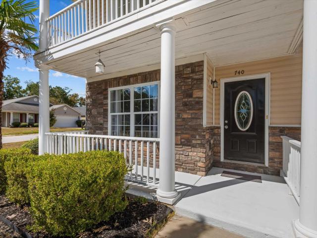 740 Applegate Lane