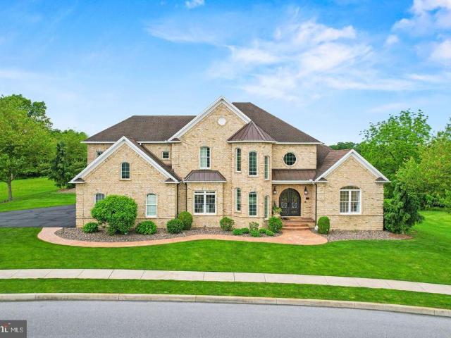 740 Hampton Court