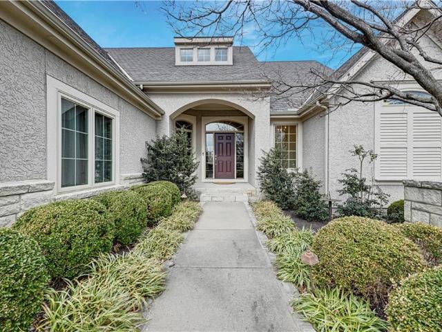 740 Suffolk Dr, Loch Lloyd, MO 64012 | MLS #2602