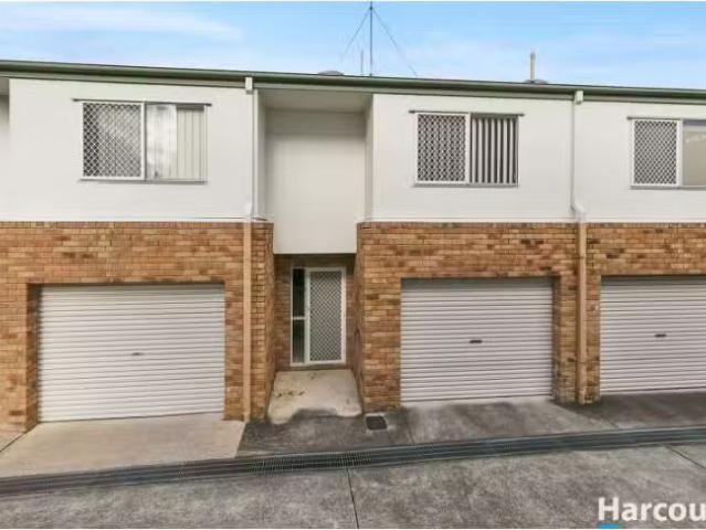 7/40 Wickham Street, MORNINGSIDE Townhouse for rent Listed by.