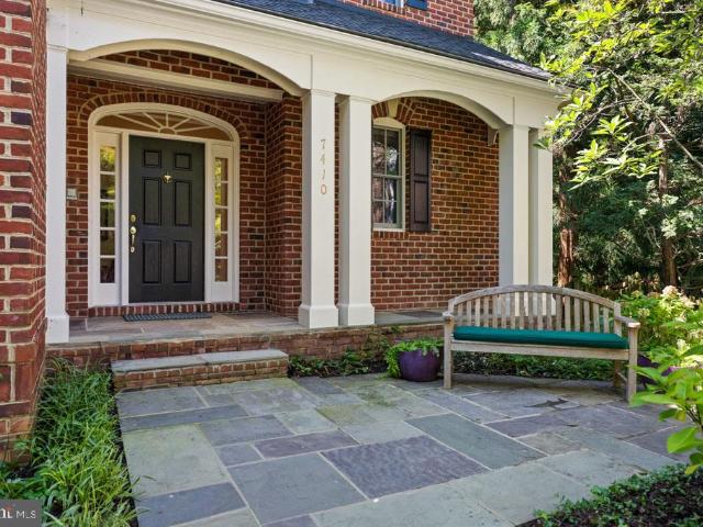 7410 Honesty Way
