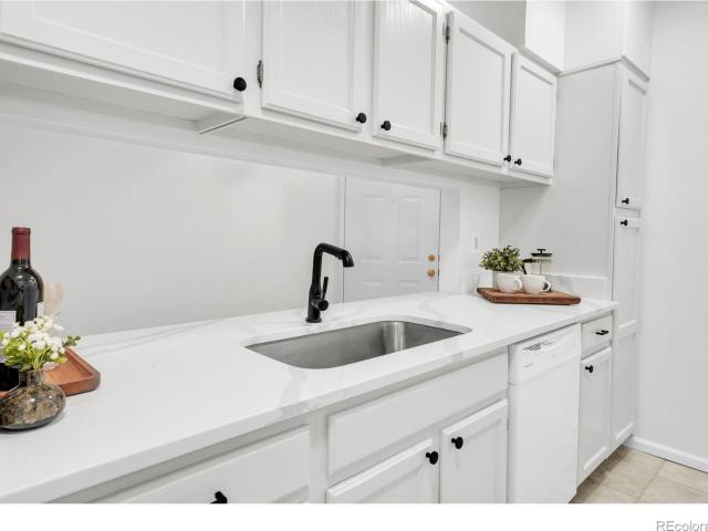 7411 Spy Glass Court