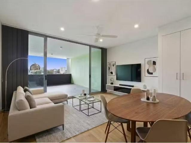 74/137 141 Bayswater Road, Rushcutters Bay Apartment for rent.