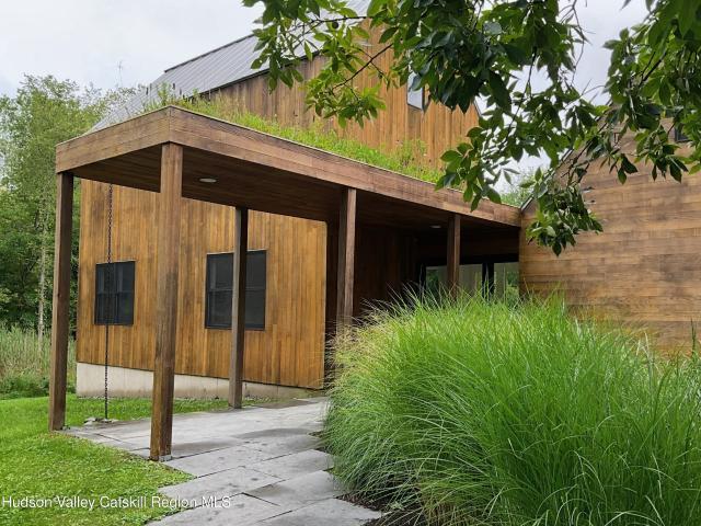 741 Albany Post Road