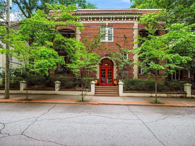 741 Frederica Street NE 14