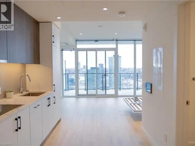 741 KING Street W Unit# 1810