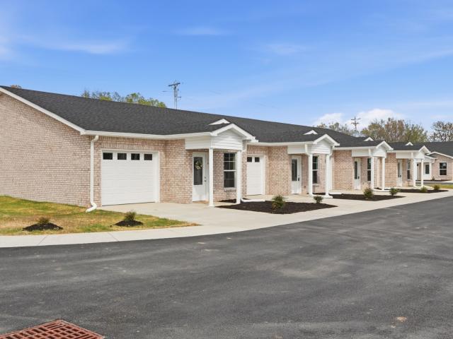 741 Kings Ln, Unit B10, Tullahoma, TN 37388 | MLS #3164