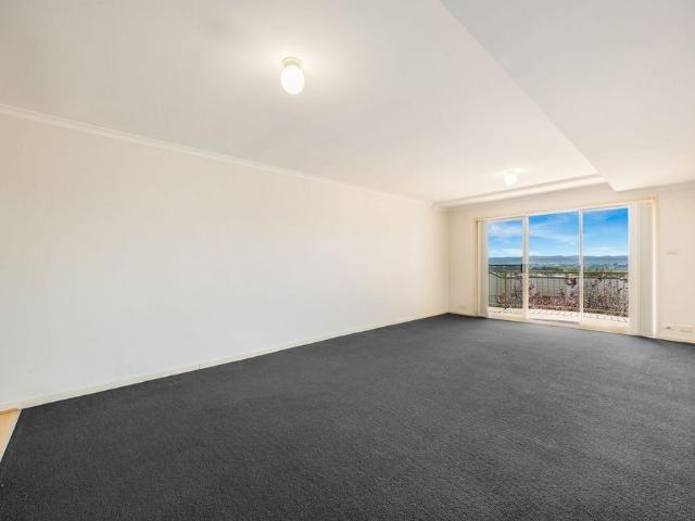 7/41 Leahy Close, Narrabundah