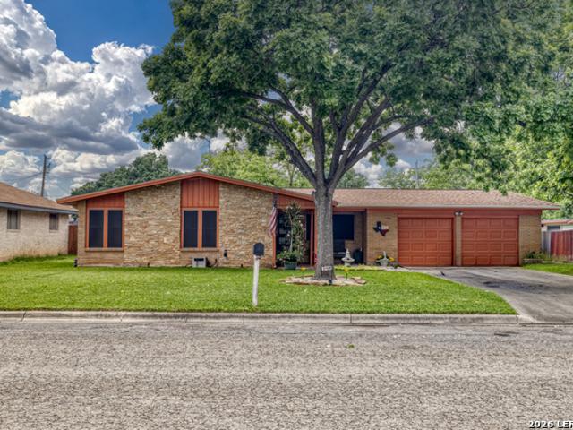 741 N Skylane Dr