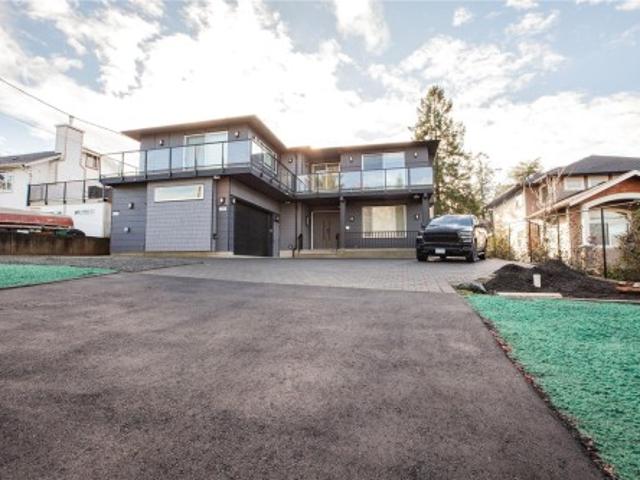 741 Snowdrop Ave, Saanich, BC, V8Z 2N3 house for sale | Listing ID 1048 | Royal LePage