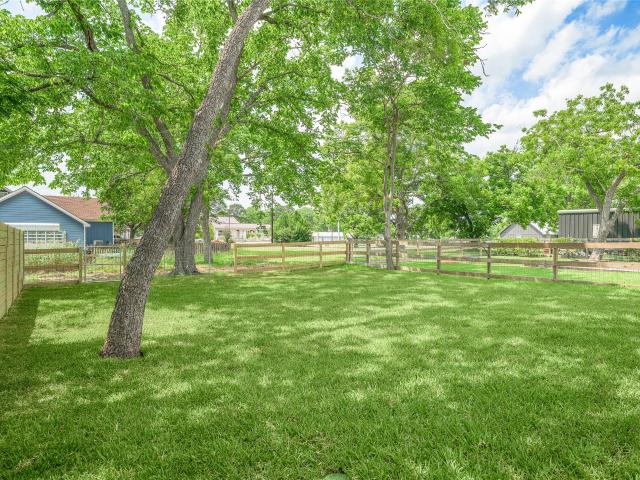 741 Pecan St, New Ulm, TX 78950 | MLS #40710
